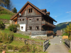 Nähe Talstation Turracher Höhe, Ferienwohnung in urigem Holzhaus